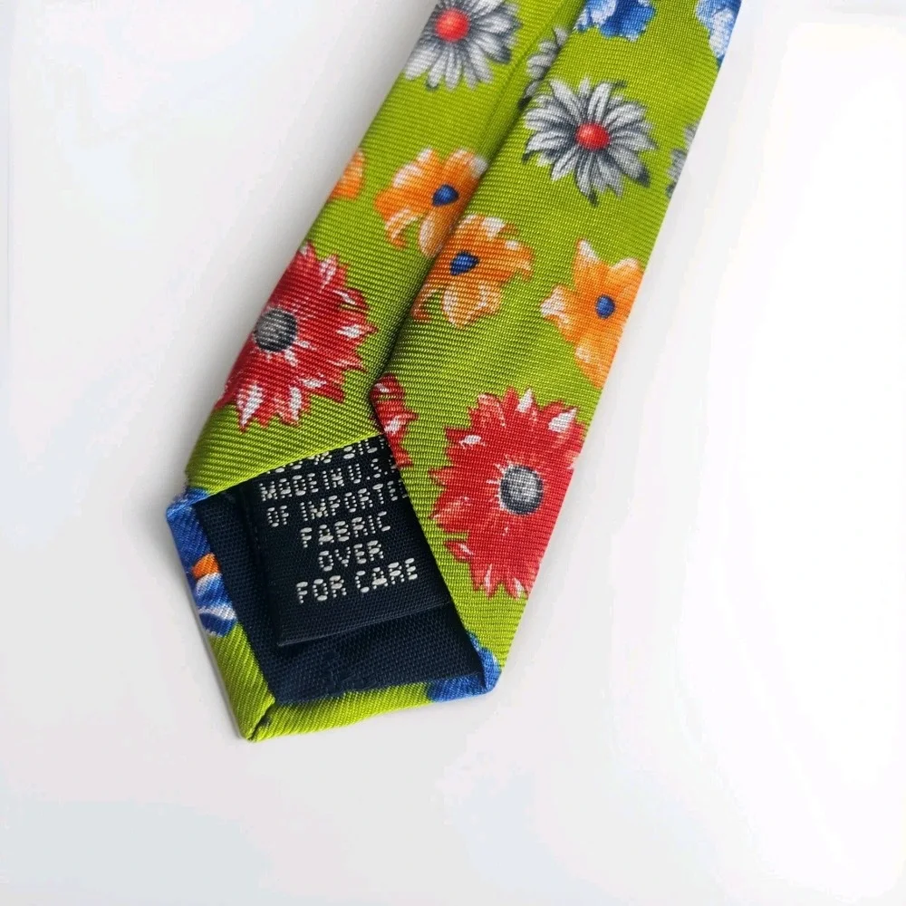 Vintage Gap Mens Necktie Tie Green Floral 100% Silk‎ Made In USA Classic 90s